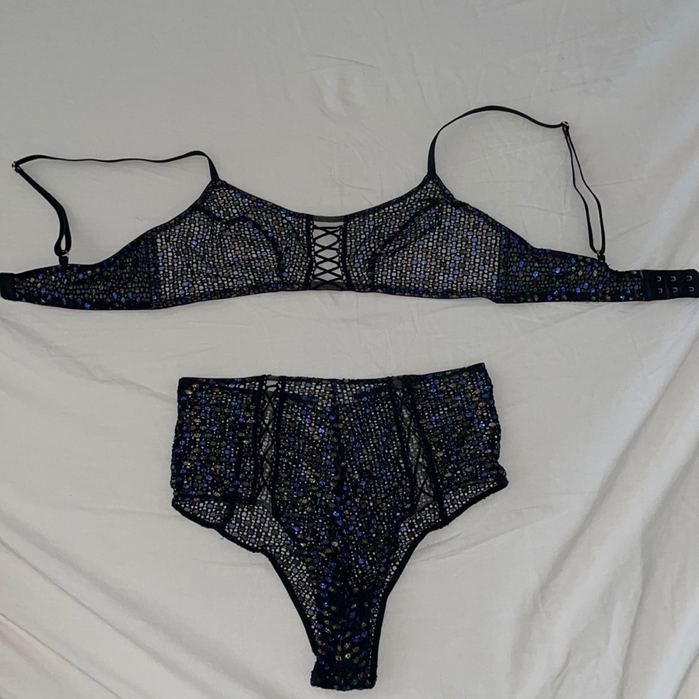 Brand new Savage Fenty set